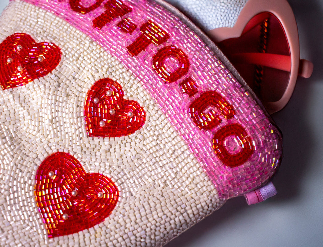 Hot-To-Go Beaded Pizza Purse